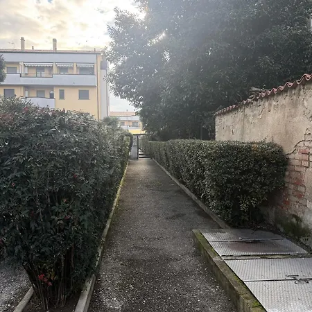 Anadia Apartment Monza